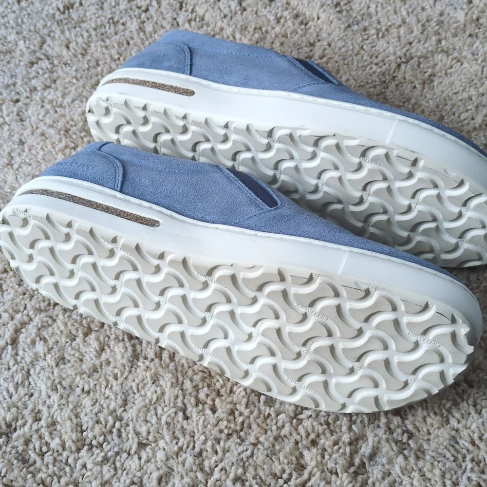 Like New Birkenstock Slip-ons 41 - Picture 4 of 5